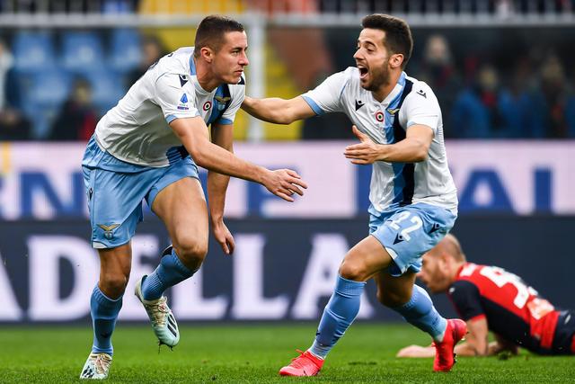 热刺连续不胜，队内批评引发更衣室紧张